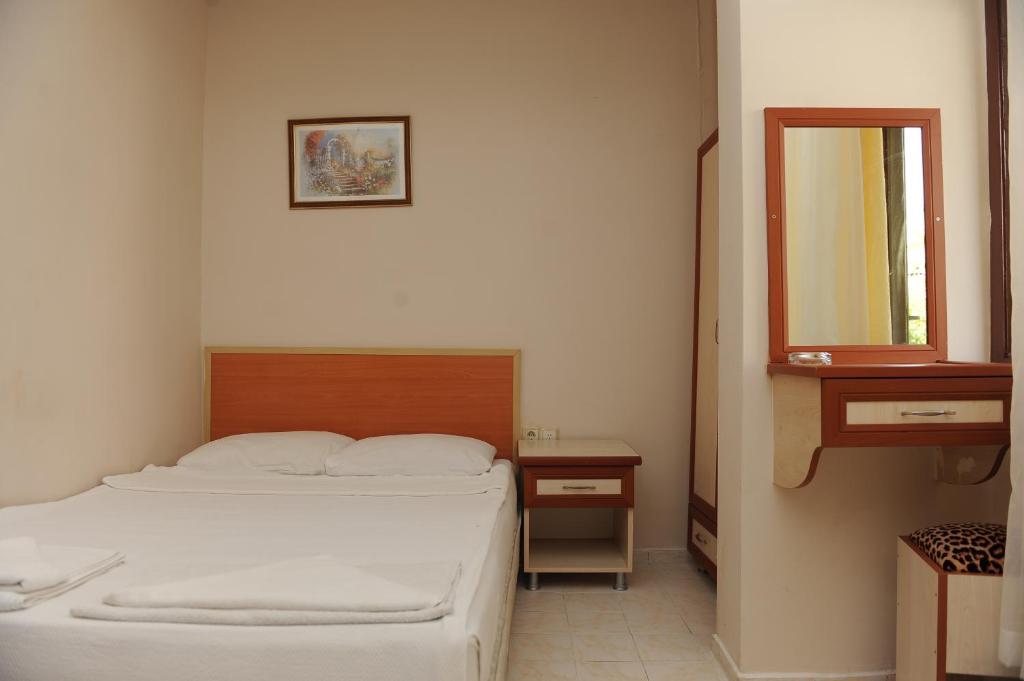 Holiday World Hotel Alanya Bilik gambar